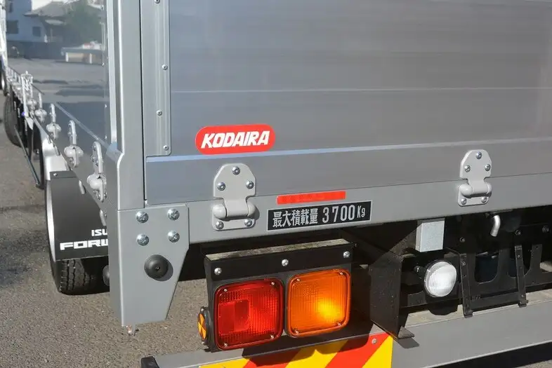 いすゞ フォワード 中型/増トン 平ボディ アルミブロック ベッドの中古トラック画像11