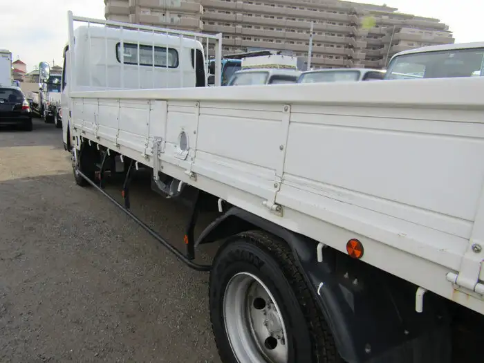 三菱 キャンター 小型 平ボディ TKG-FEC90 H26の中古トラック画像4