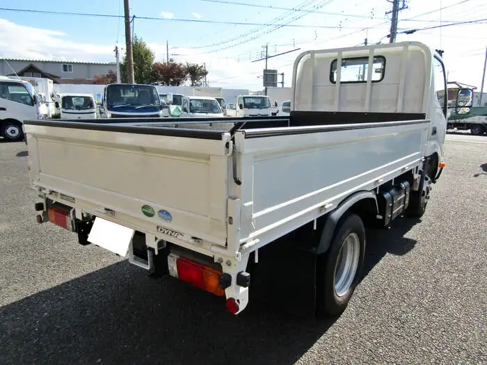 トヨタ ダイナ 小型 平ボディ TKG-XZC605 H28の中古トラック画像3