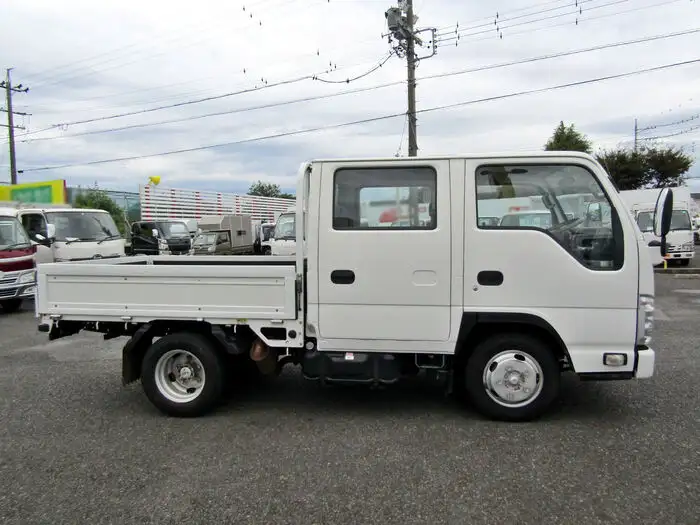 いすゞ エルフ 小型 平ボディ Wキャブ TKG-NJR85Aの中古トラック画像3