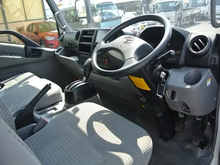 トヨタ ダイナ 小型 平ボディ TKG-XZU710 H26の中古トラック画像10