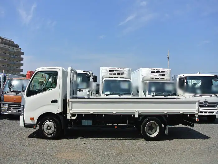 トヨタ ダイナ 小型 平ボディ TKG-XZU710 H26の中古トラック画像3