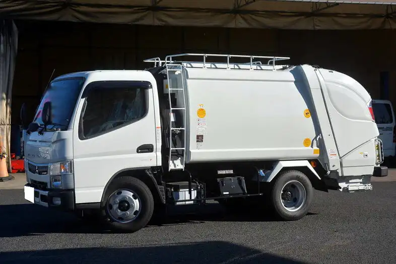 三菱 キャンター 小型 パッカー車 プレス式 2PG-FEAV0 の中古トラック【車両No.116932】