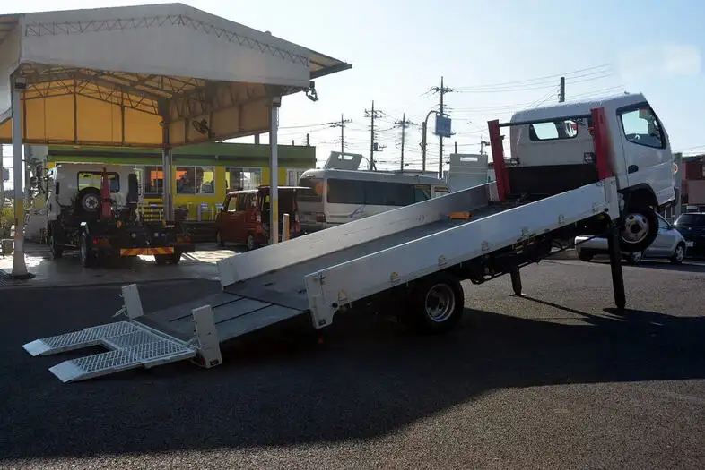 三菱 キャンター 小型 車両重機運搬 ラジコン ウインチの中古トラック画像4