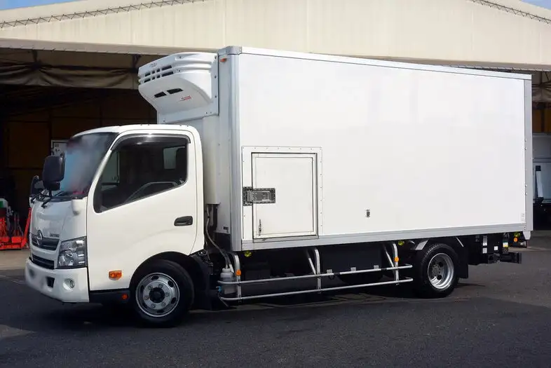 日野 デュトロ 小型 冷凍冷蔵 低温 パワーゲート の中古トラック【車両No.116893】