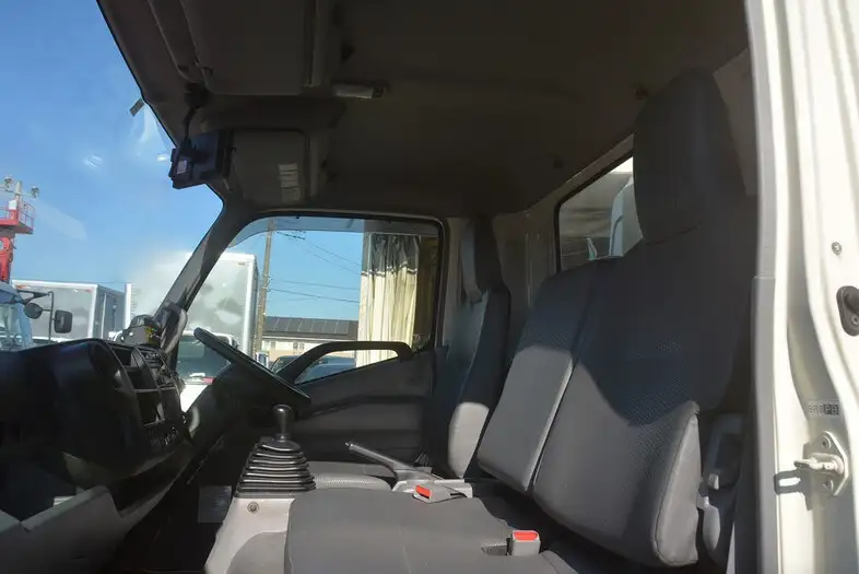 日野 デュトロ 小型 パッカー車 プレス式 TKG-XZU700Mの中古トラック画像10