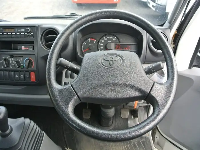 トヨタ ダイナ 小型 平ボディ TKG-XZU710 H27の中古トラック画像11
