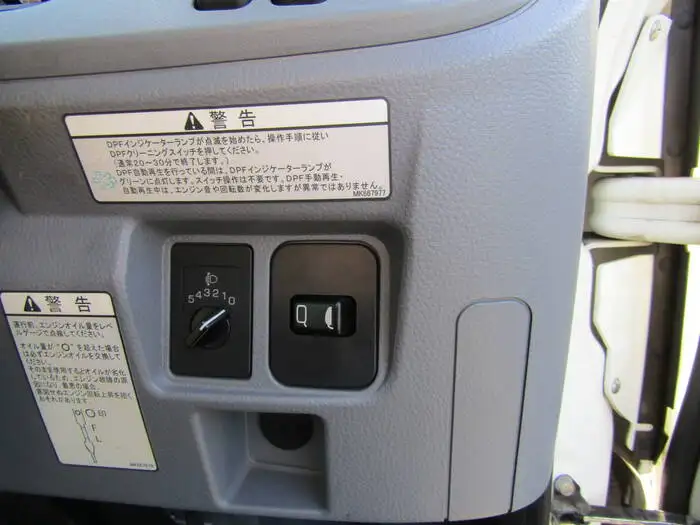 三菱 キャンター 小型 平ボディ TKG-FEC90 H26の中古トラック画像15