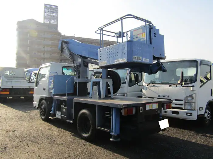 いすゞ エルフ 小型 高所・建柱車 高所作業車 PB-NKR81ANの中古トラック画像3