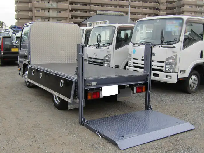 いすゞ エルフ 小型 平ボディ パワーゲート 床鉄板の中古トラック画像7