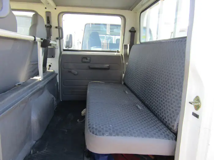 日産 アトラス 小型 平ボディ Wキャブ KR-AHR69の中古トラック画像14