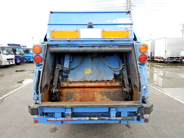 いすゞ エルフ 小型 パッカー車 プレス式 BDG-NMR85Nの中古トラック画像3