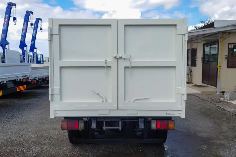トヨタ ダイナ 小型 ダンプ 土砂禁 PB-XZU311Dの中古トラック画像4