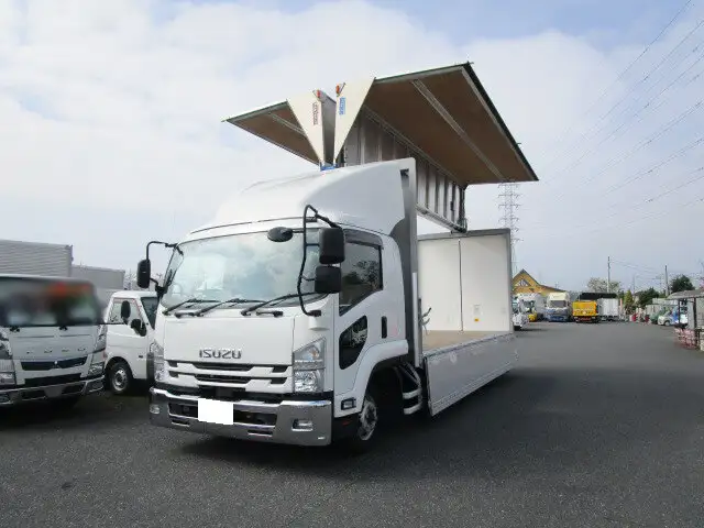いすゞ フォワード 中型/増トン ウイング エアサス ベッドの中古トラック画像7