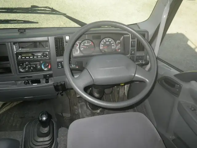 いすゞ フォワード 中型/増トン 平ボディ アルミブロック SKG-FRR90S2の中古トラック画像9