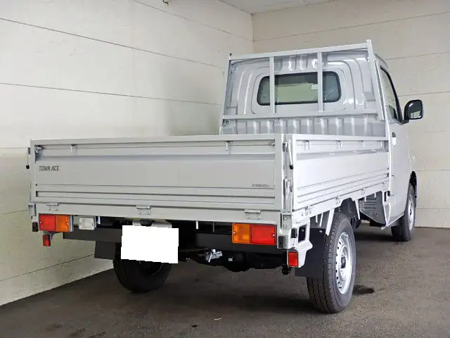 トヨタ タウンエース 小型 平ボディ 床鉄板 5BF-S403Uの中古トラック画像3