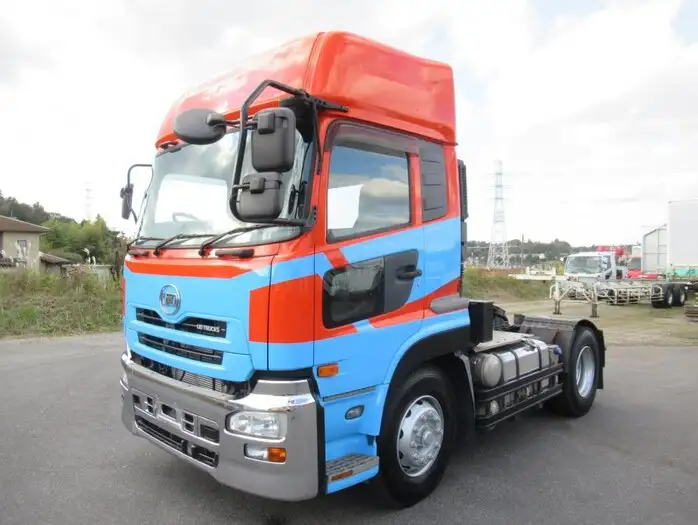 日産UD クオン 大型 トラクター ハイルーフ 1デフの中古トラック画像1