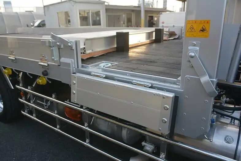 三菱 ファイター 中型/増トン 車両重機運搬 セルフローダー 2DG 三菱 ファイター 中型/増トン 車両重機運搬 セルフローダー 2DG