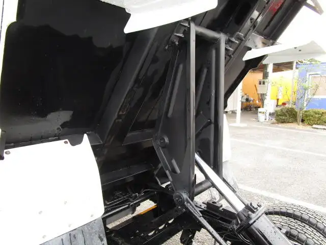 いすゞ エルフ 小型 ダンプ 土砂禁 ステンレス張りの中古トラック画像7
