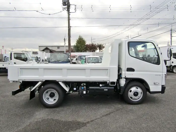 三菱 キャンター 小型 ダンプ 強化 2RG-FBA60の中古トラック画像2