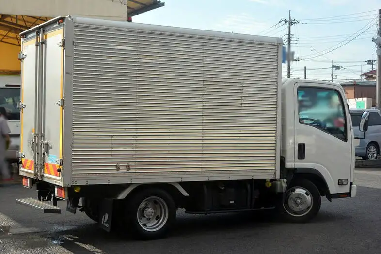 いすゞ エルフ 小型 アルミバン サイドドア TPG-NMR85ANの中古トラック画像3