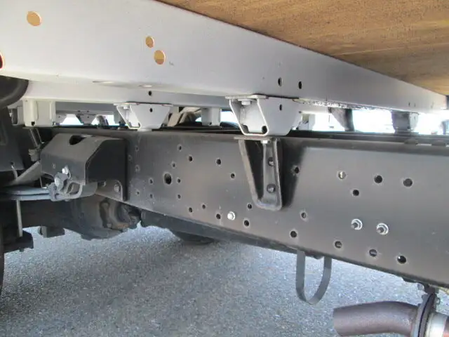 日野 デュトロ 小型 平ボディ パワーゲート 床鉄板の中古トラック画像16