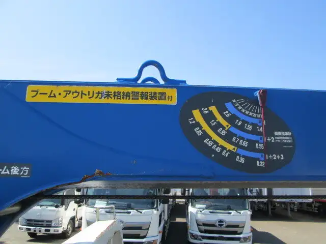 いすゞ エルフ 小型 クレーン付 3段 ラジコンの中古トラック画像9