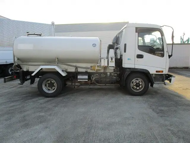 いすゞ フォワード 中型/増トン タンク車 散水車 KK-FRR35C3Sの中古トラック画像3