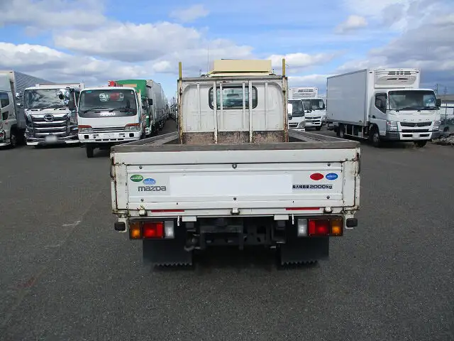 マツダ タイタン 小型 平ボディ TRG-LKR85A H28の中古トラック画像5