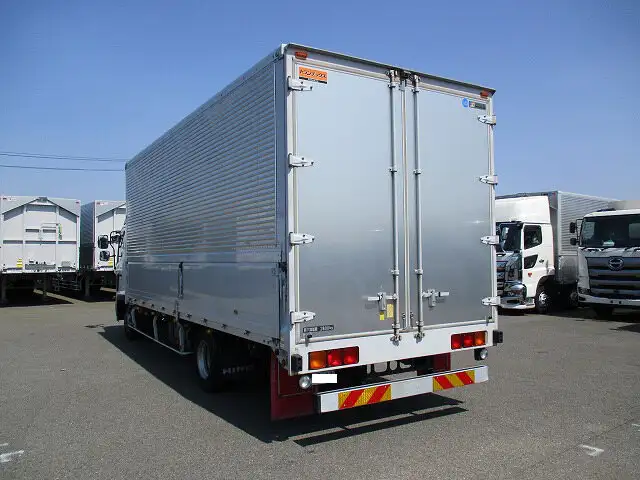 日野 レンジャー 中型/増トン ウイング エアサス ベッドの中古トラック画像3