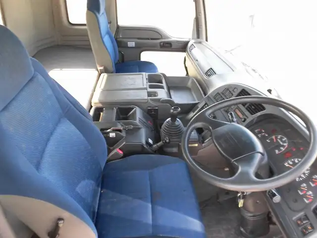 いすゞ ギガ 大型 トラクター ハイルーフ 1デフの中古トラック画像7