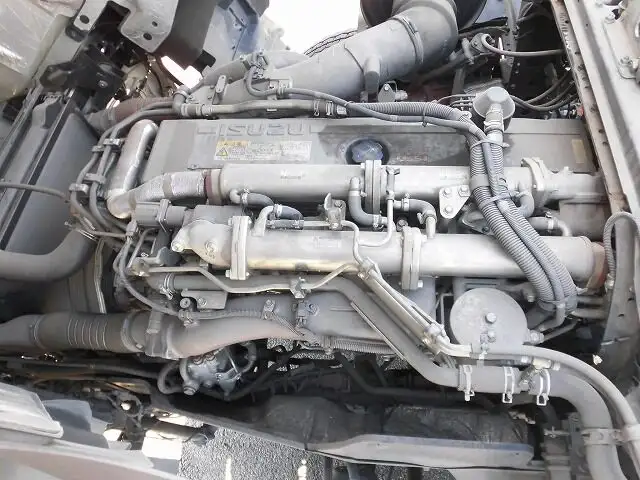 いすゞ ギガ 大型 トラクター ハイルーフ 1デフの中古トラック画像19