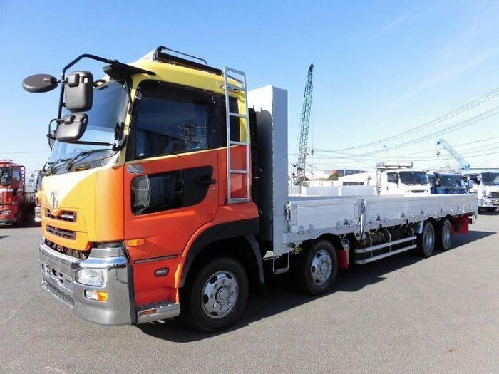 日産UD クオン 大型 平ボディ