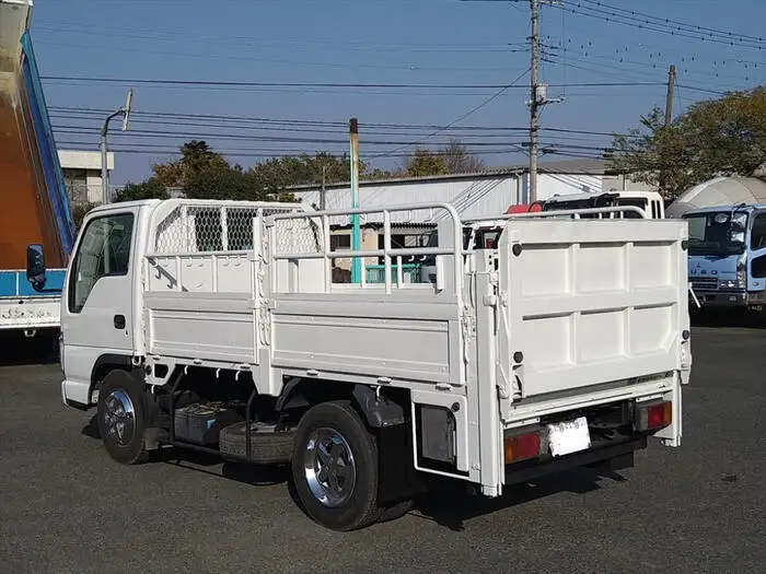 いすゞ エルフ 小型 平ボディ パワーゲート 床鉄板の中古トラック画像3