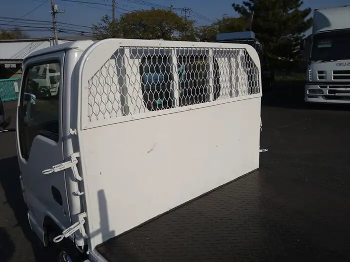いすゞ エルフ 小型 平ボディ パワーゲート 床鉄板の中古トラック画像11