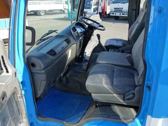 いすゞ フォワード 中型/増トン タンク車 バキューム KK-FSR33G4の中古トラック画像像17