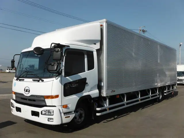 日産UD コンドル 中型/増トン アルミバン ベッド 3枚観音の中古トラック画像1