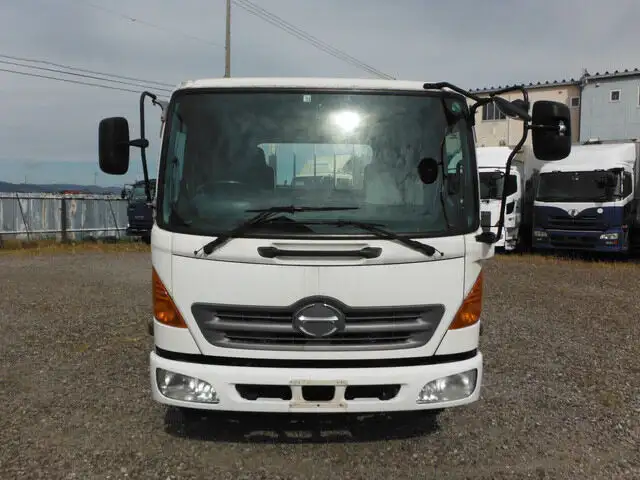 日野 レンジャー 中型/増トン 平ボディ 床鉄板 ベッドの中古トラック画像3