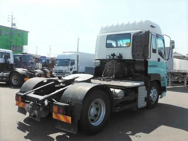 いすゞ ギガ 大型 トラクター ハイルーフ 1デフの中古トラック画像4