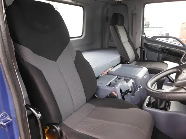 日野 プロフィア 大型 トラクター 1デフ エアサスの中古トラック画像9