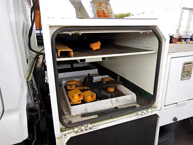 トヨタ ダイナ 小型 車両重機運搬 PB-XZU351D H18の中古トラック画像8