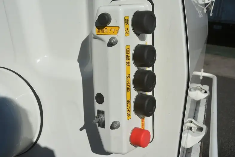 日野 レンジャー 中型/増トン パッカー車 巻き込み式 2KG-FC2ABAの中古トラック画像10