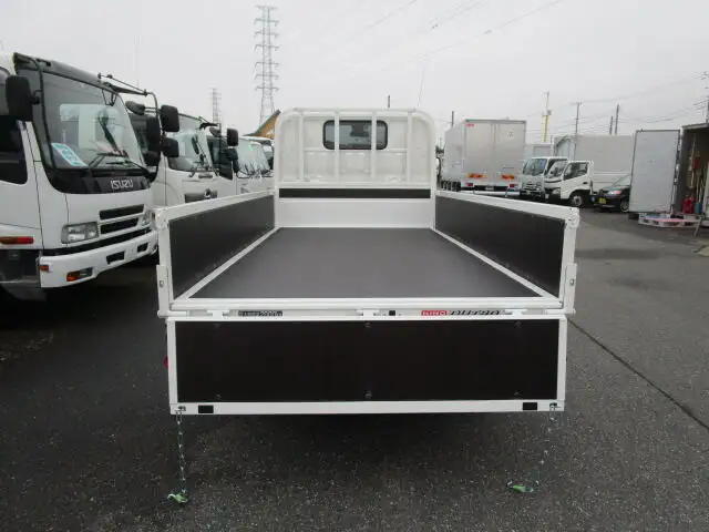 日野 デュトロ 小型 平ボディ 2RG-XZU605M R3の中古トラック画像5
