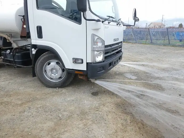 いすゞ エルフ 小型 タンク車 散水車 SKG-NPR85YNの中古トラック画像4