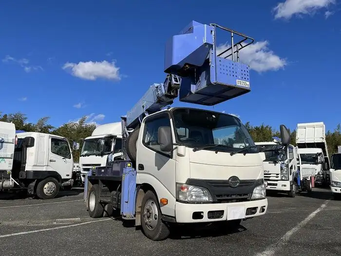 日野 デュトロ 小型 高所・建柱車 高所作業車 SKG-XZU600Eの中古トラック画像2