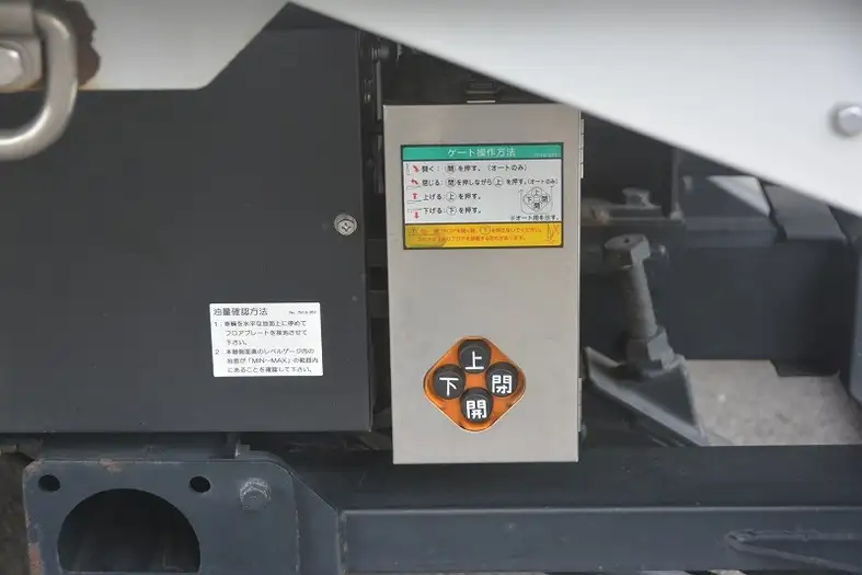 いすゞ フォワード 中型/増トン ウイング パワーゲート エアサスの中古トラック画像15