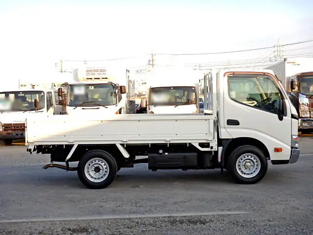 トヨタ トヨエース 小型 平ボディ QDF-KDY231 H28の中古トラック画像2