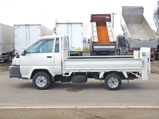 トヨタ ライトエース 小型 平ボディ パワーゲート GK-KM75の中古トラック画像2