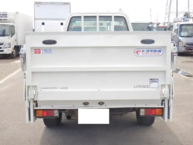 トヨタ ライトエース 小型 平ボディ パワーゲート GK-KM75の中古トラック画像4