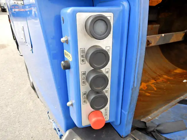 日野 デュトロ 小型 パッカー車 巻き込み式 回転ダンプ式の中古トラック画像5